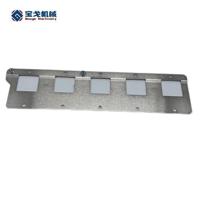 RoHS Certified C11000 Copper Energy Busbar 150 a 2p with 10 or 20 Screws and Nickel Cover
